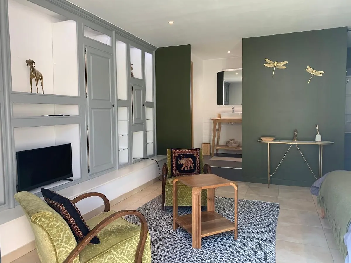 Chambre En Drome Tropicale Chabeuil Bed & Breakfast