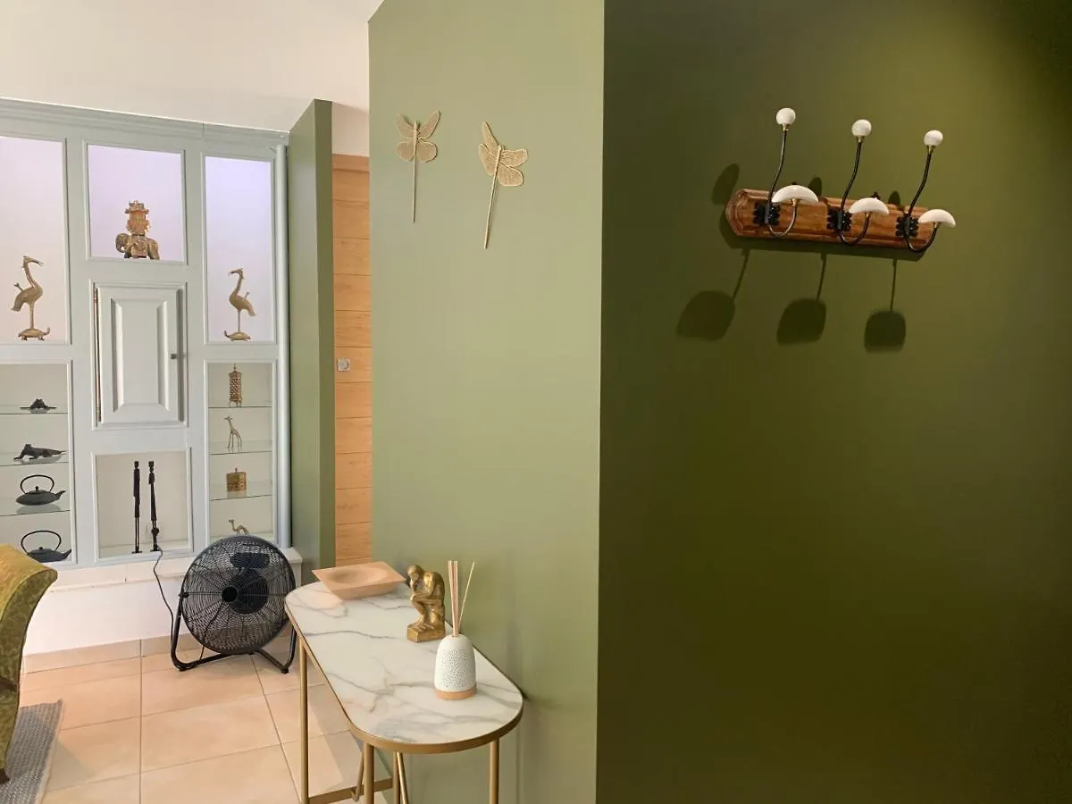 Chambre En Drome Tropicale Chabeuil 0*,  Frankrijk